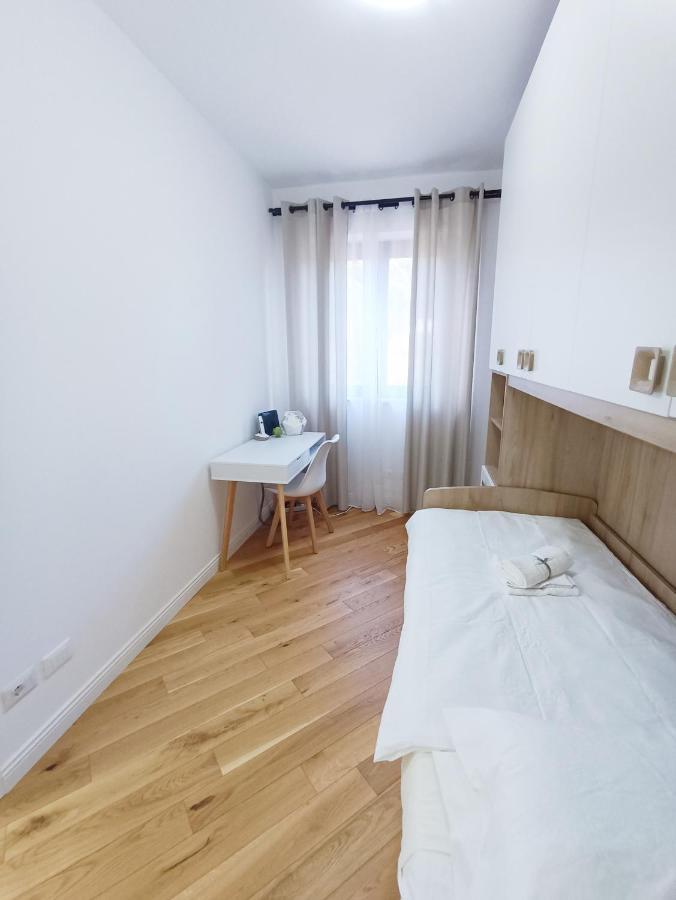 Ai Castelli Apartment - Locazione Turistica Cin It58060C2Fhnreg9A 콜로나 외부 사진
